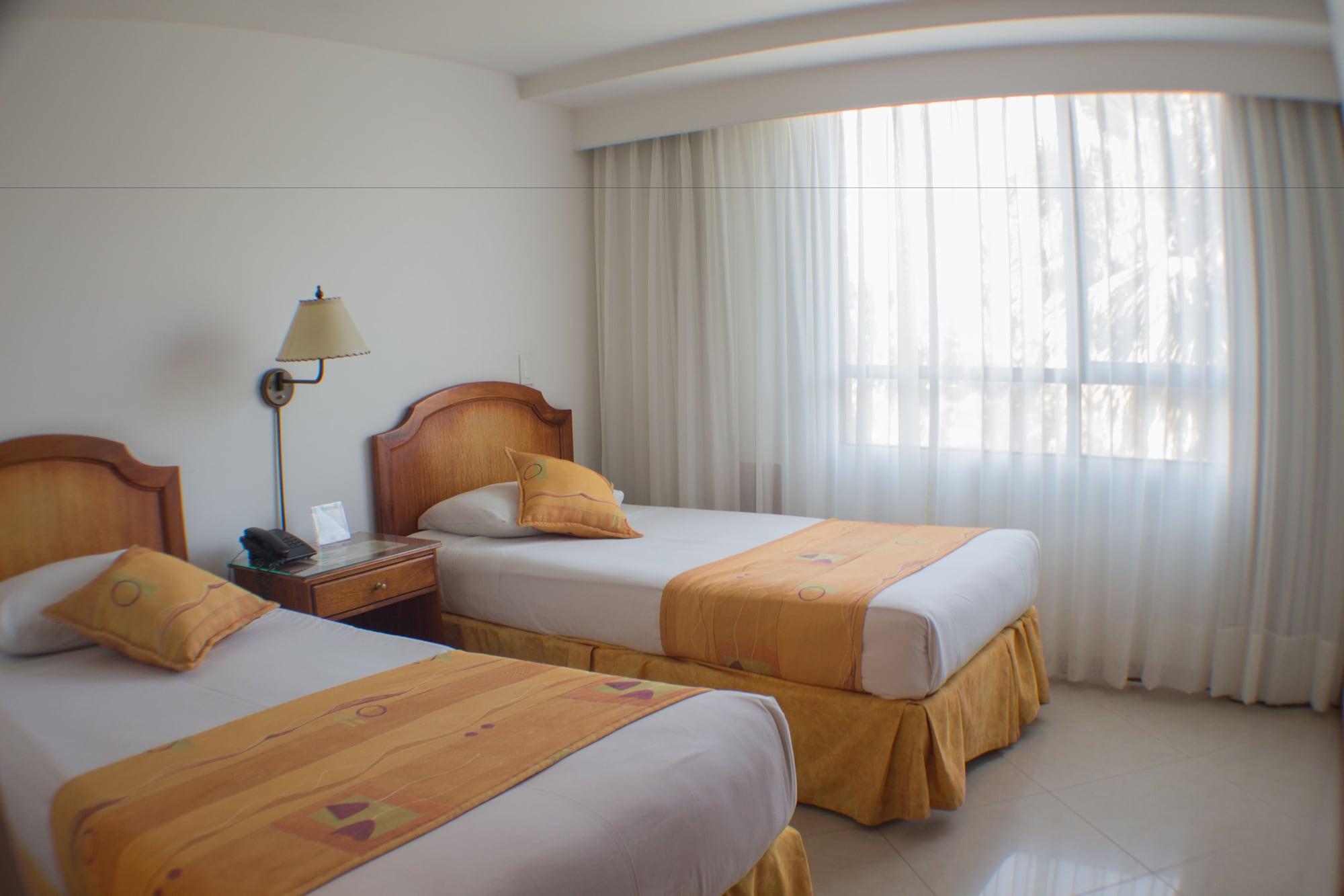 Aparthotel Portal Del Rodeo