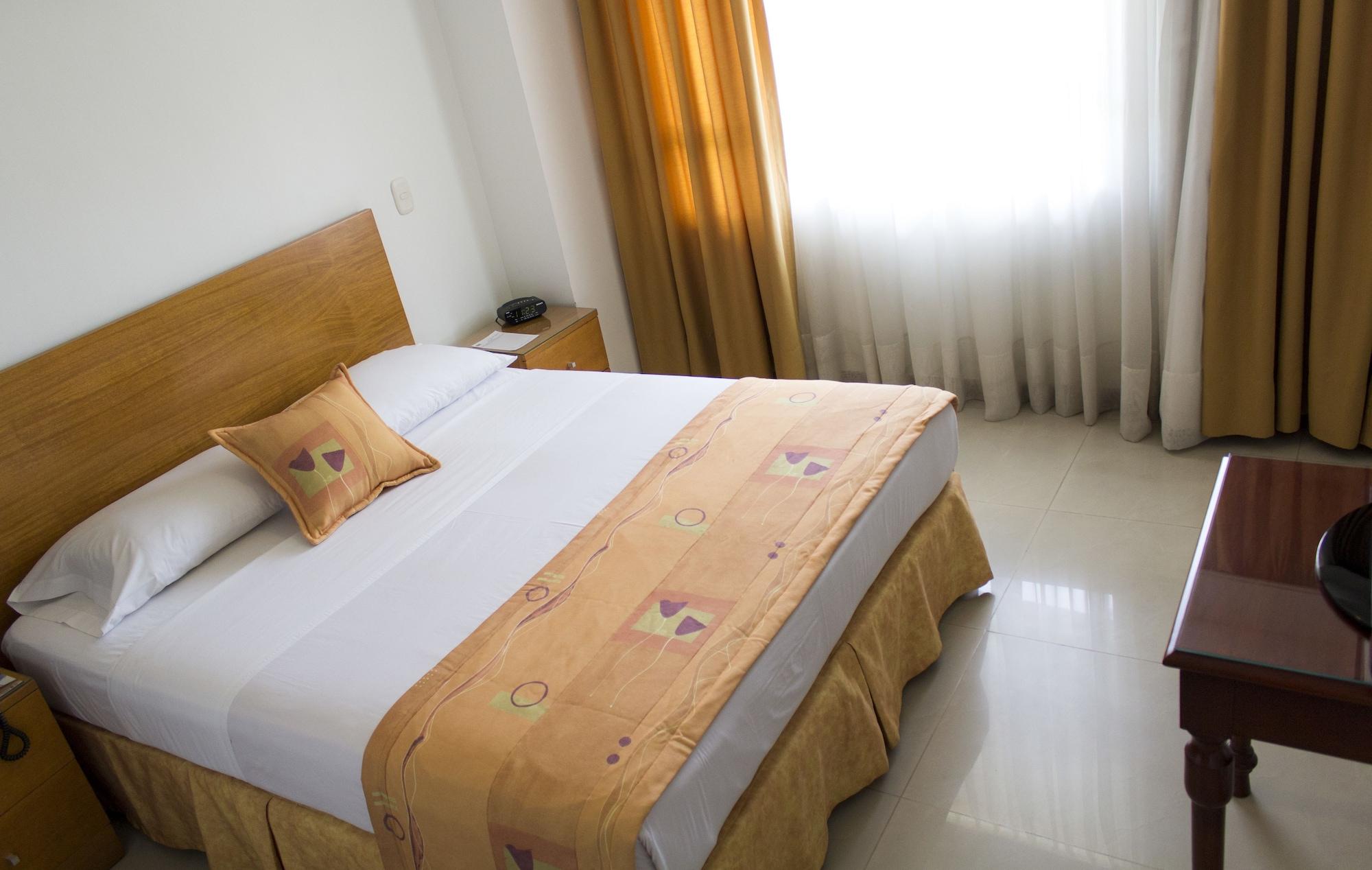 Portal Del Rodeo Aparthotel 3*