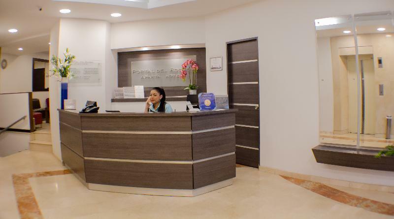 Aparthotel Portal Del Rodeo 3*